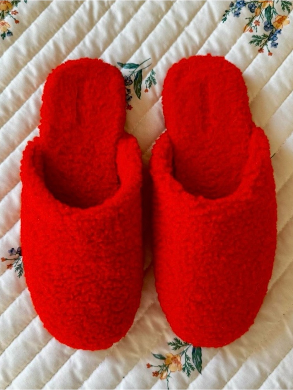 Bombas Sunday Mule Slippers, Bright Tomato Red – Size 7